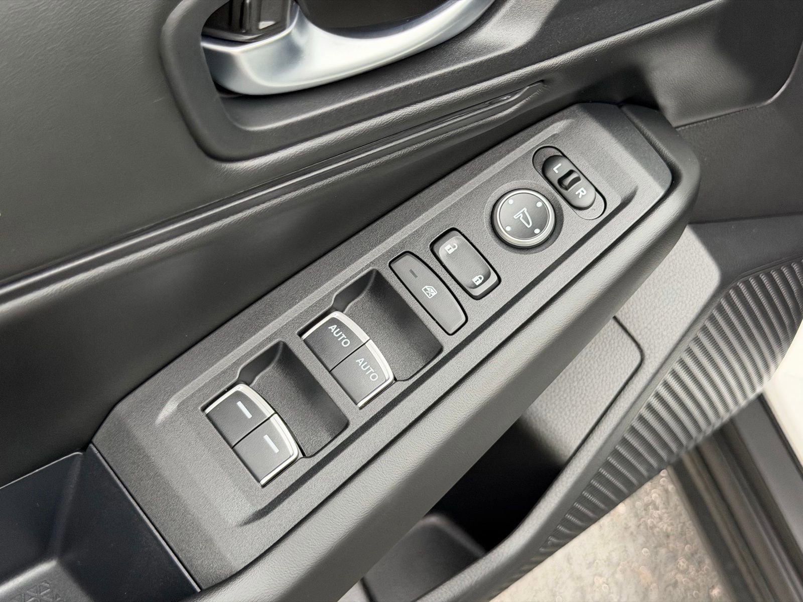 Used 2024 Honda Accord EX image 12