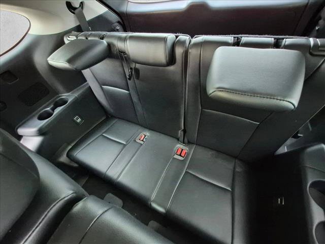 Used 2023 Toyota Highlander XLE FWD image 19