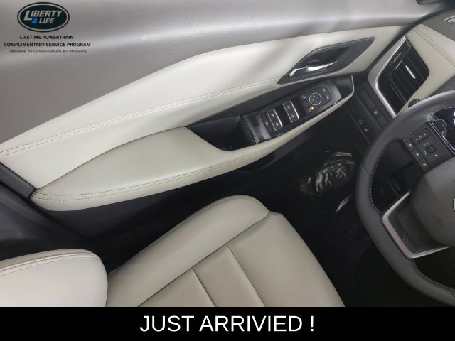Used 2026 Nissan Rogue SL AWD/4WD image 31