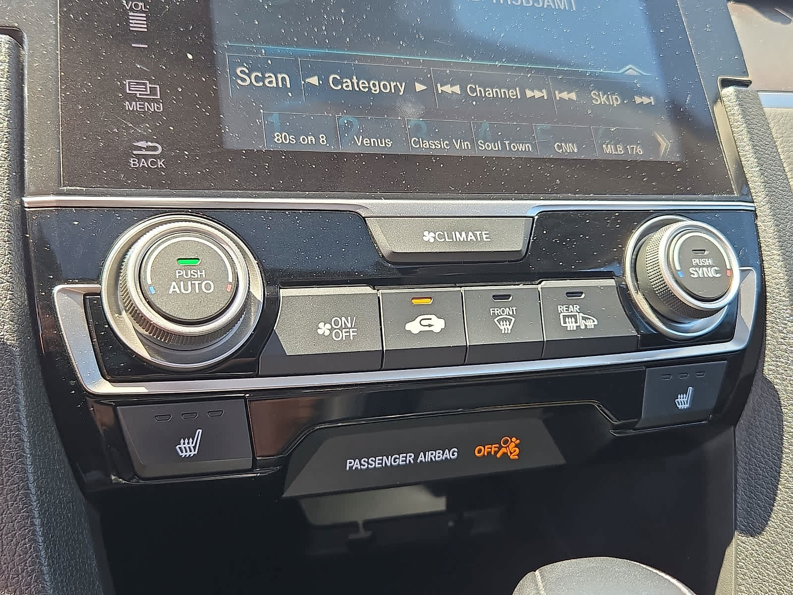 Used 2016 Honda Civic EX-L image 17