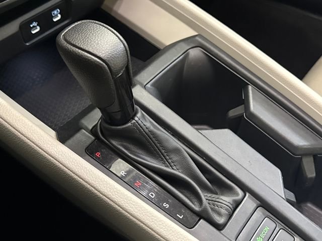 Used 2025 Honda Accord SE image 37