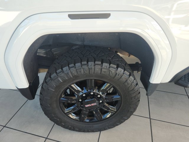 Used 2024 GMC Sierra 2500 AT4 w/ AT4 Premium Plus Package AWD/4WD image 15