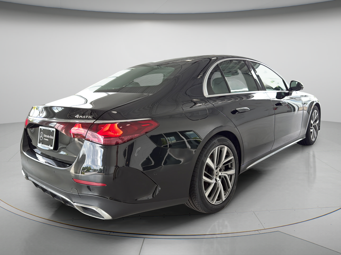 Certified 2025 Mercedes-Benz E 350 4MATIC Sedan w/ Winter Package image 8