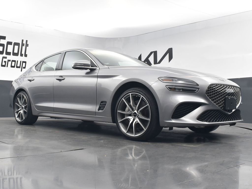 Used 2025 Genesis G70 2.5T image 23