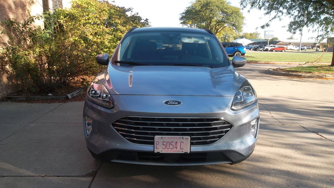 Used 2022 Ford Escape Titanium image 4