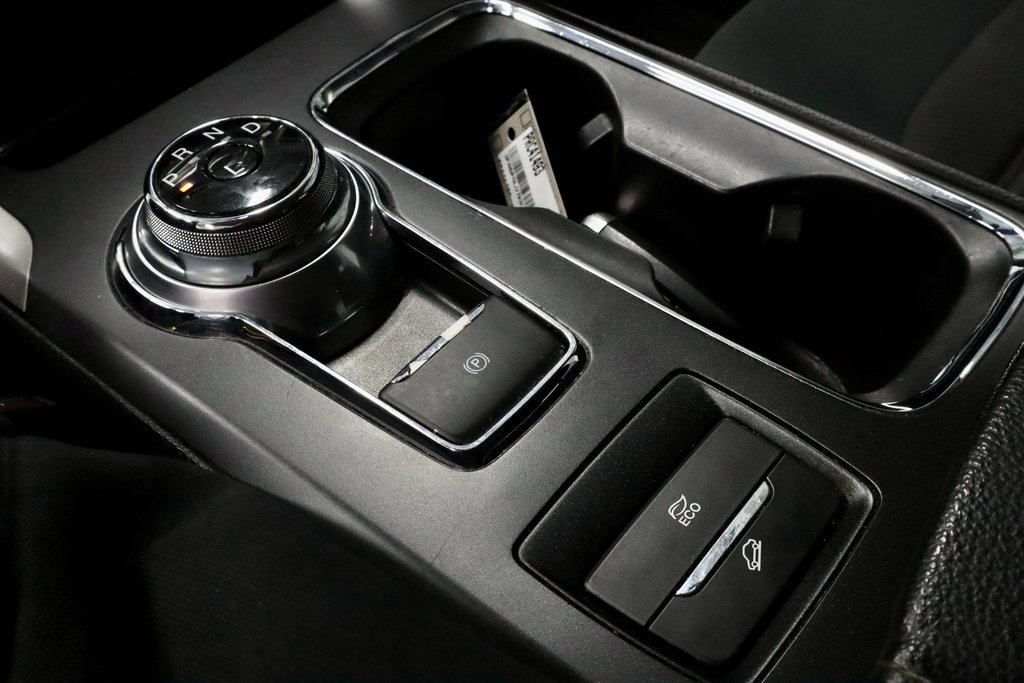 Certified 2019 Ford Fusion SE image 32