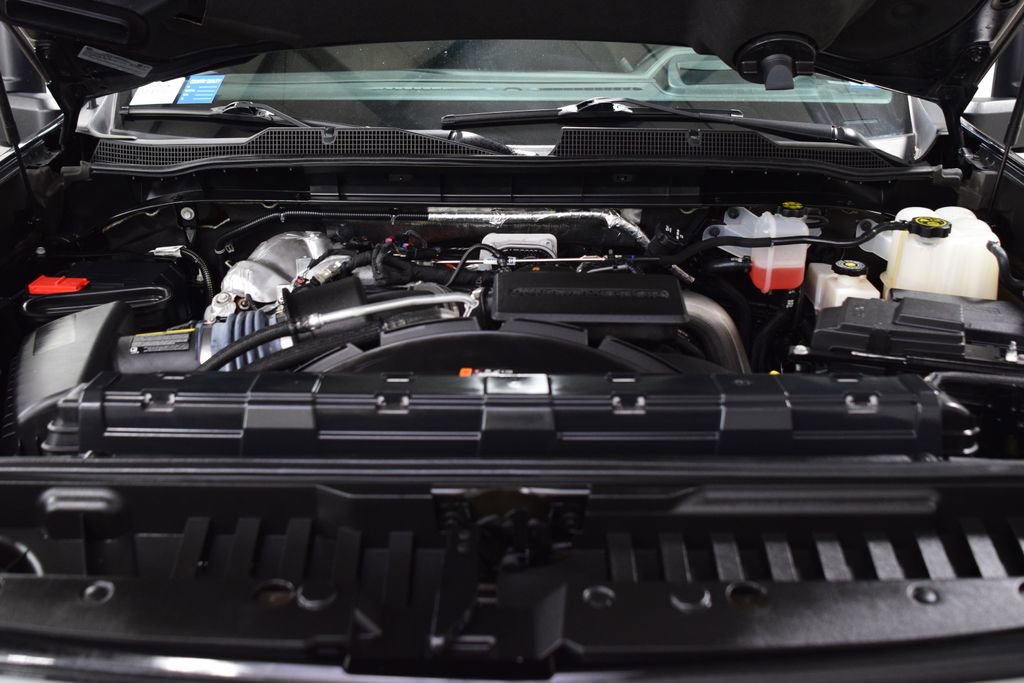 Used 2024 Chevrolet Silverado 3500 High Country w/ High Country Premium Package AWD/4WD image 33