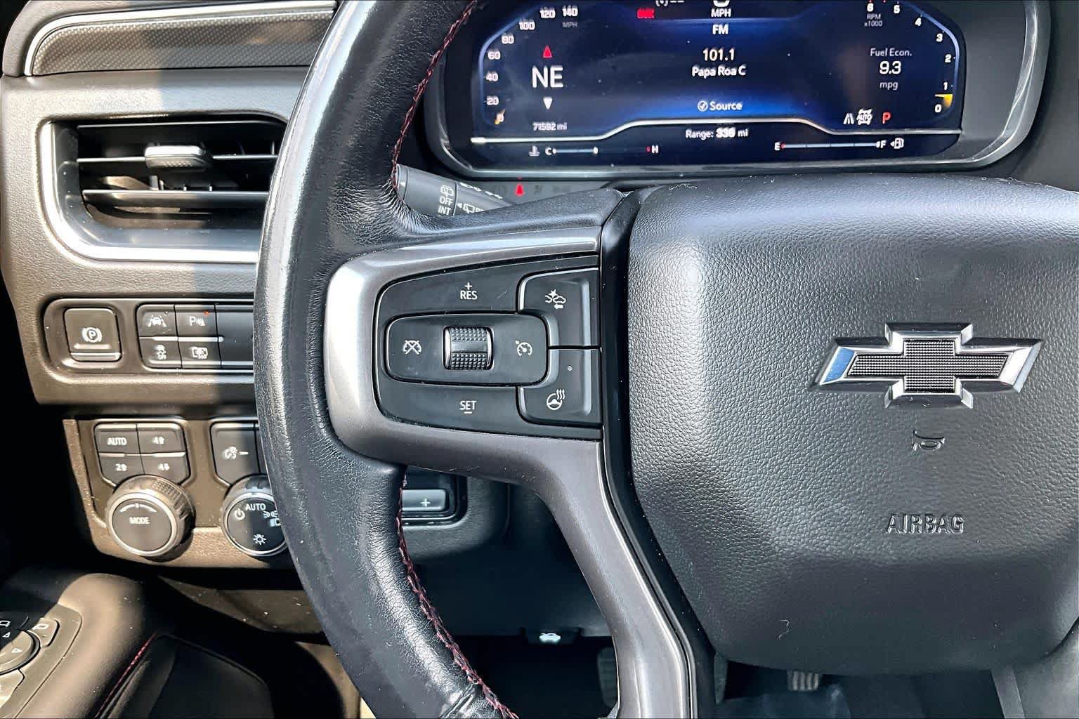 Used 2022 Chevrolet Tahoe RST w/ Luxury Package AWD/4WD image 24
