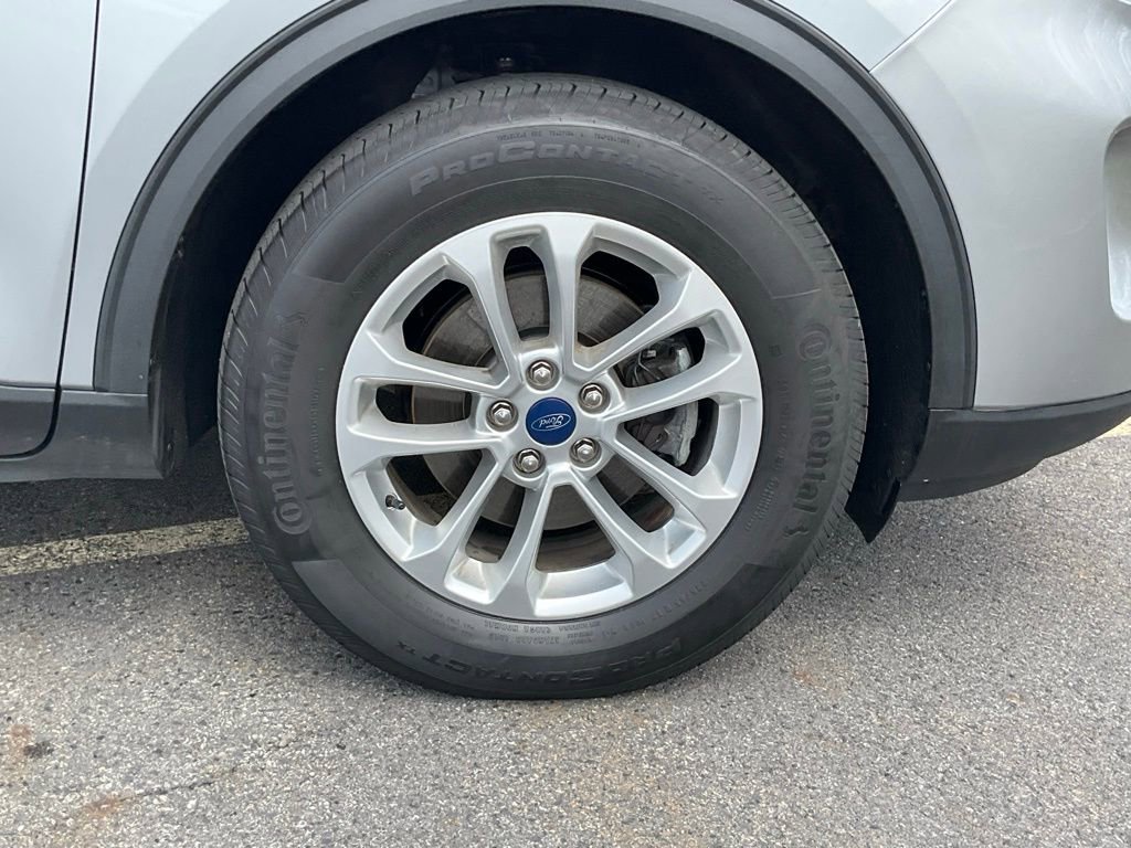 Certified 2022 Ford Escape SE w/ Cold Weather Package image 18