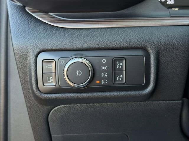 Used 2021 Ford Explorer Limited w/ Hybrid Equipment Group 310A AWD/4WD image 46