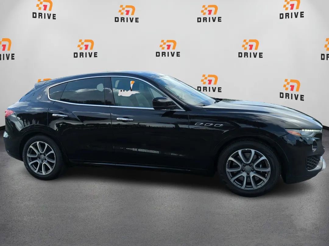 Used 2020 Maserati Levante S AWD/4WD image 6