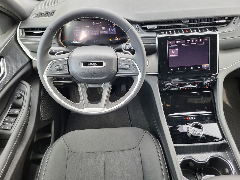 New 2026 Jeep Grand Cherokee L Laredo image 25