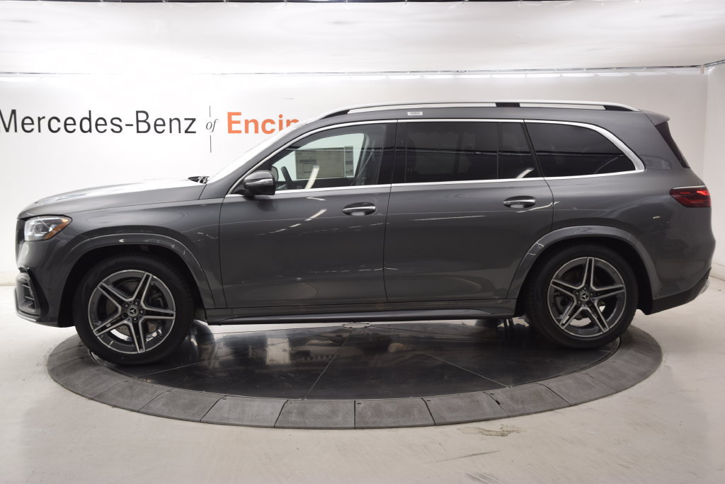 New 2026 Mercedes-Benz GLS 450 4MATIC image 3