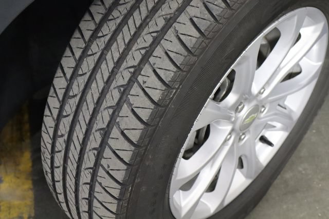 Used 2020 Chevrolet Equinox LS FWD image 36