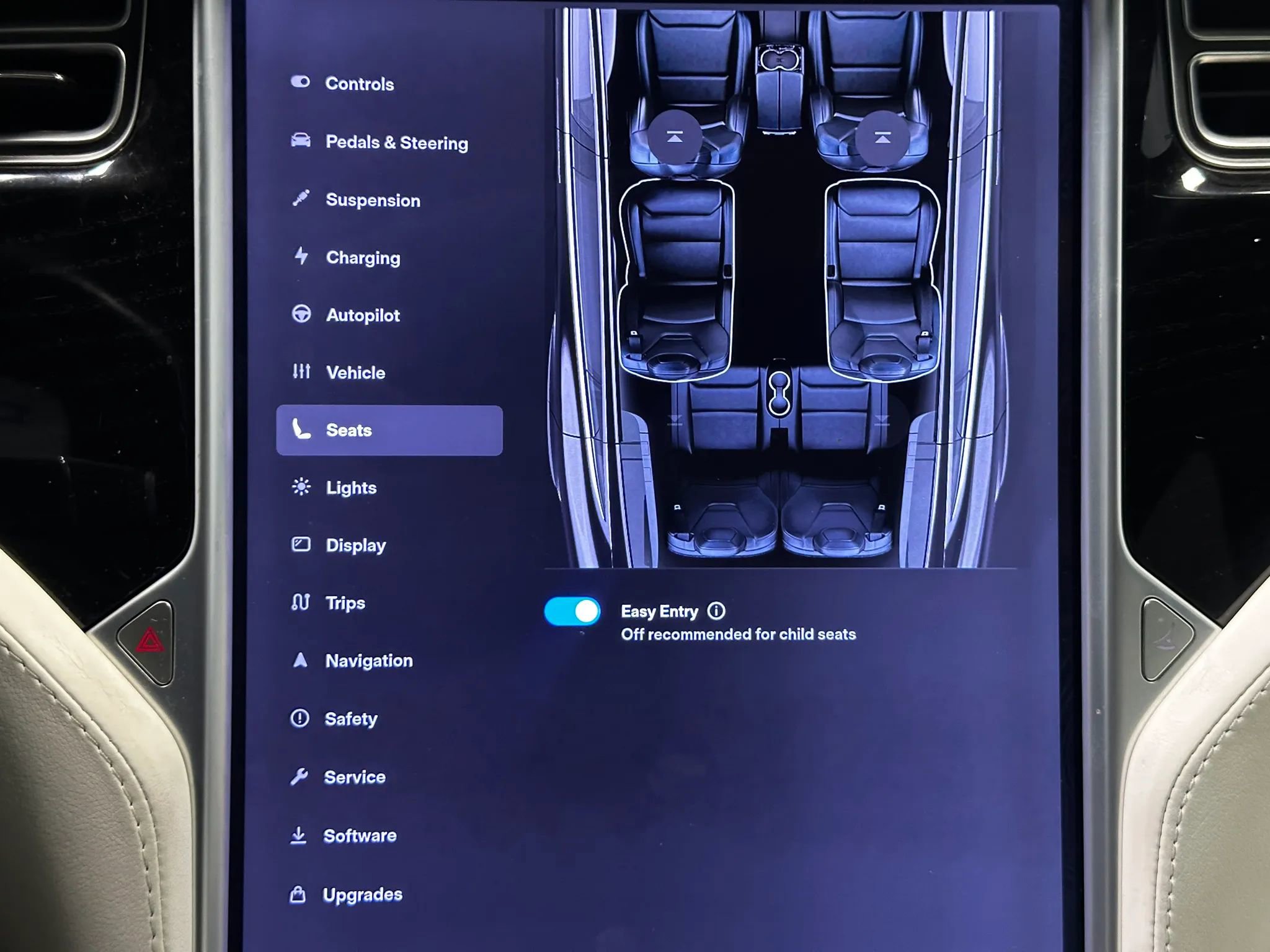 Used 2017 Tesla Model X 75D image 36