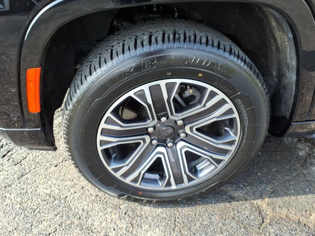 Used 2024 Jeep Wagoneer Series II image 10