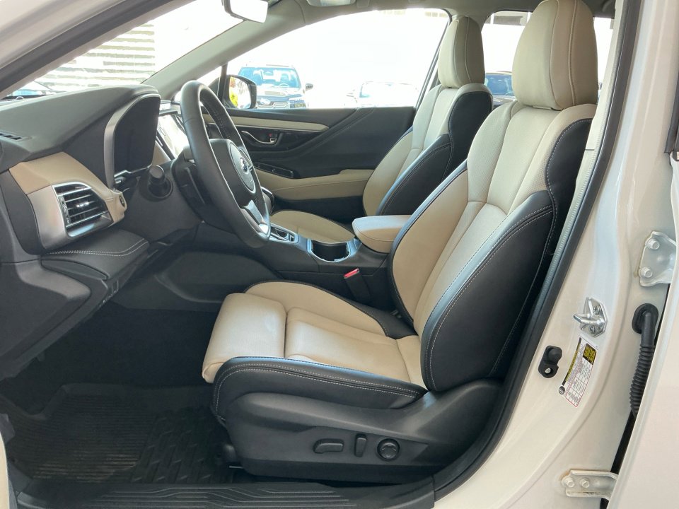 Certified 2025 Subaru Outback Limited XT AWD/4WD image 34