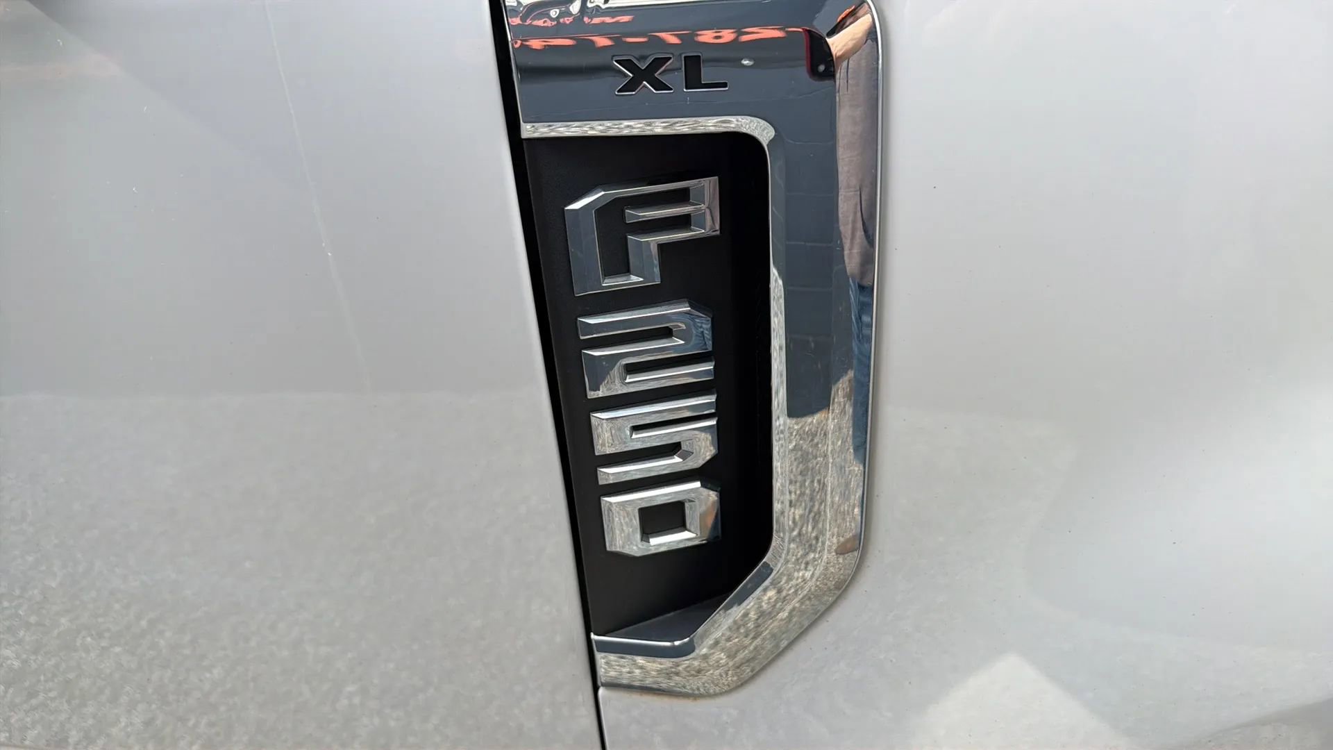 Used 2018 Ford F250 XL w/ Power Equipment Group AWD/4WD image 12