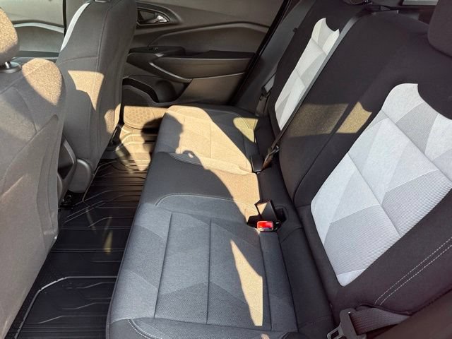New 2026 Chevrolet Trax RS w/ Sunroof Package FWD image 40