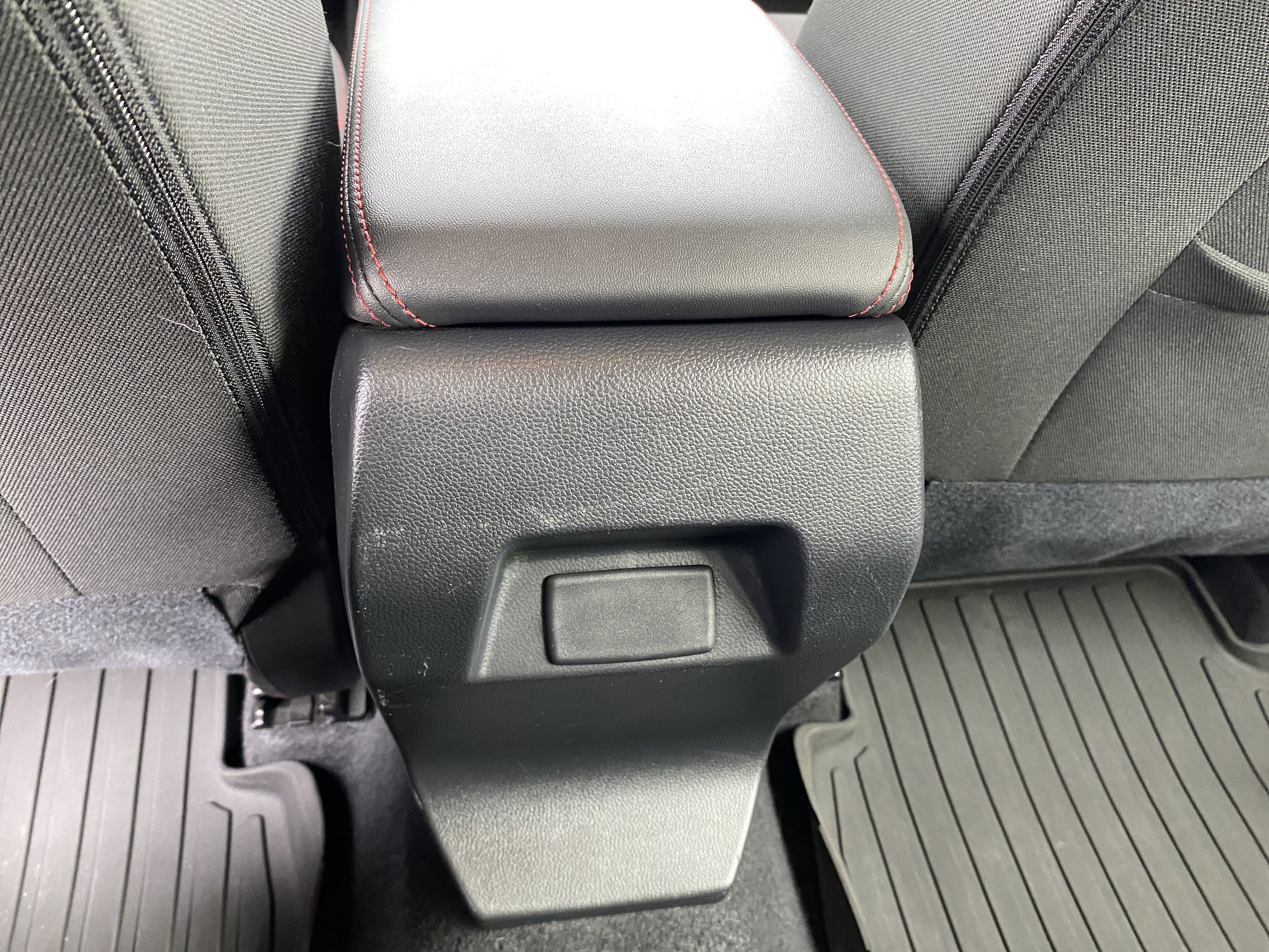 Used 2024 Subaru Impreza 2.0i Sport image 33