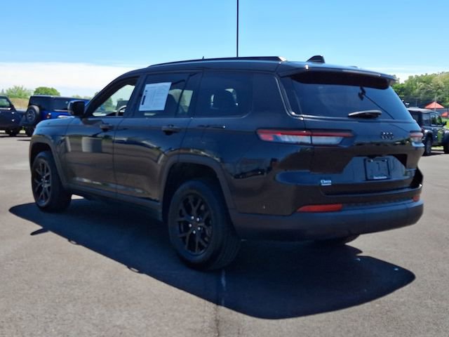 Used 2024 Jeep Grand Cherokee L Laredo AWD/4WD image 7
