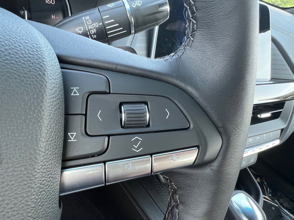 Used 2025 Cadillac CT4 Premium Luxury image 14