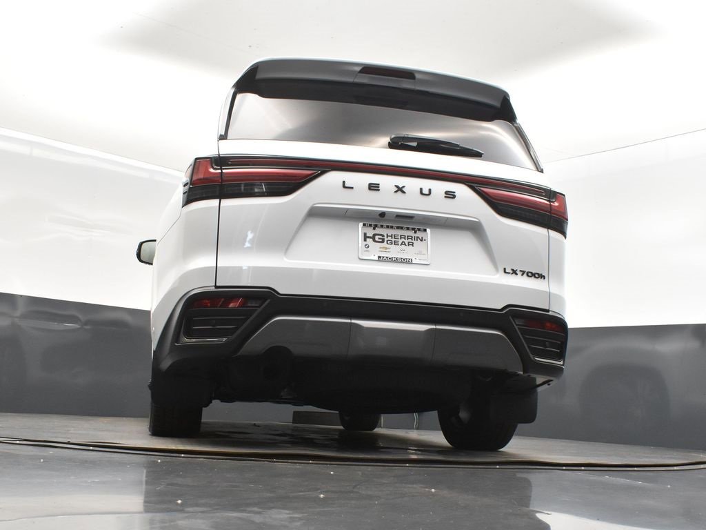 New 2026 Lexus LX 700h Luxury image 46