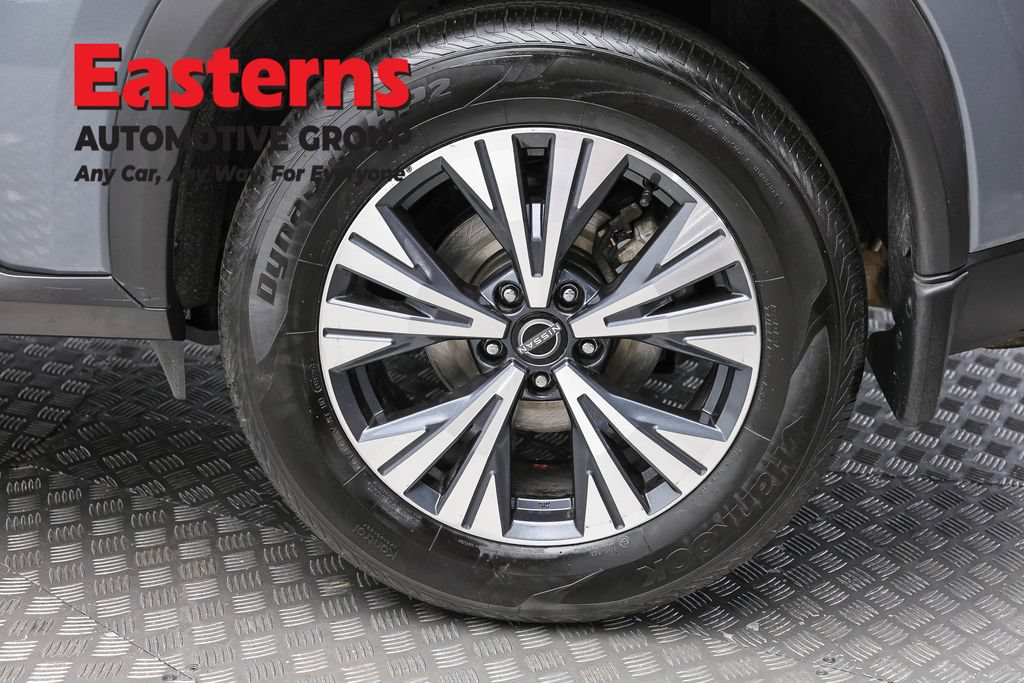 Used 2023 Nissan Rogue SV w/ SV Premium Package AWD/4WD image 8