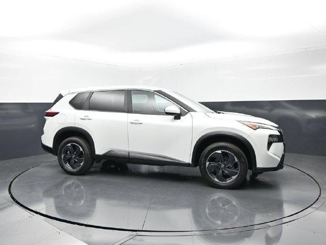 Certified 2024 Nissan Rogue SV AWD/4WD image 6