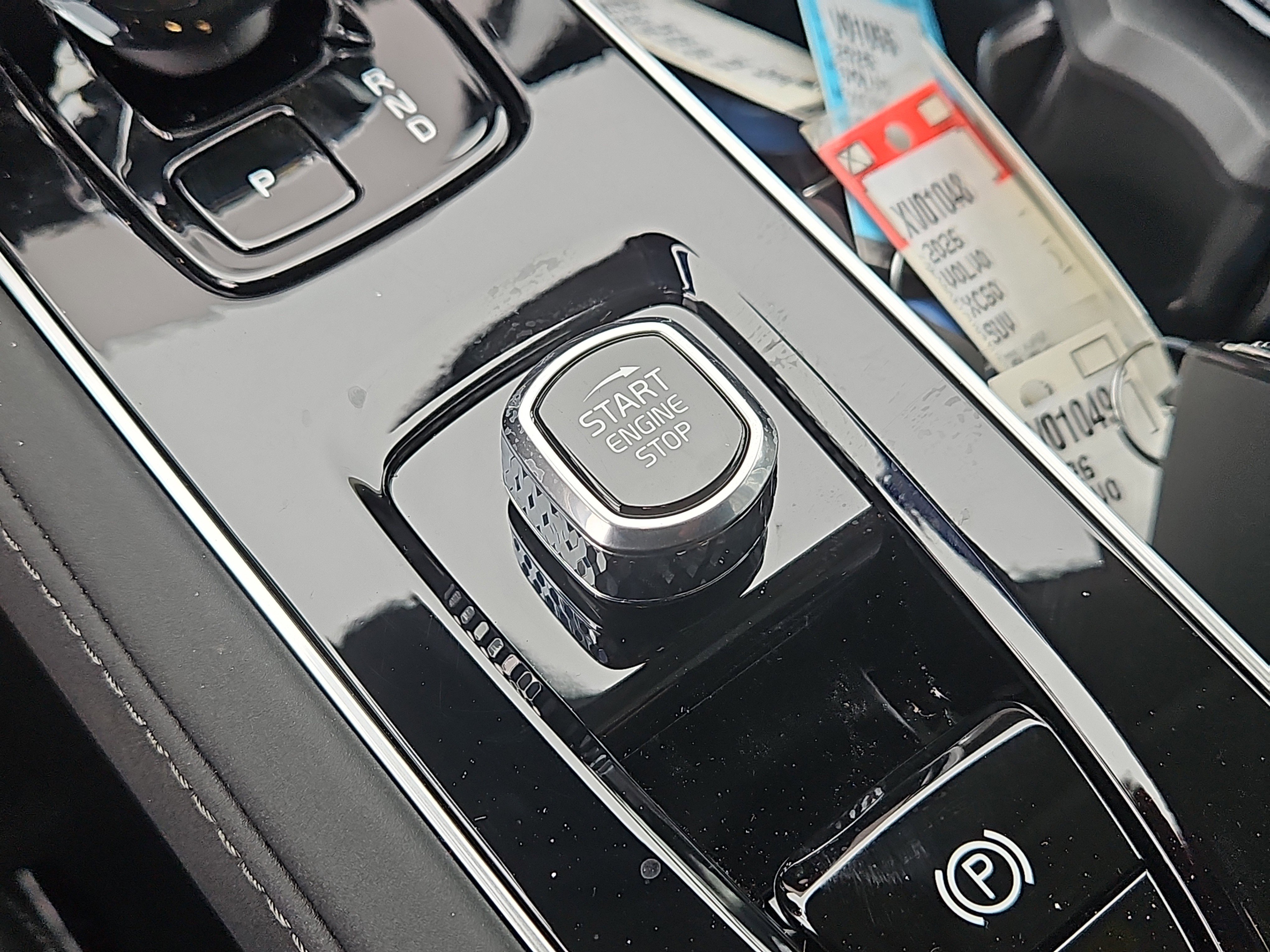 New 2026 Volvo XC90 B6 Plus w/ Protection Package Premier image 15