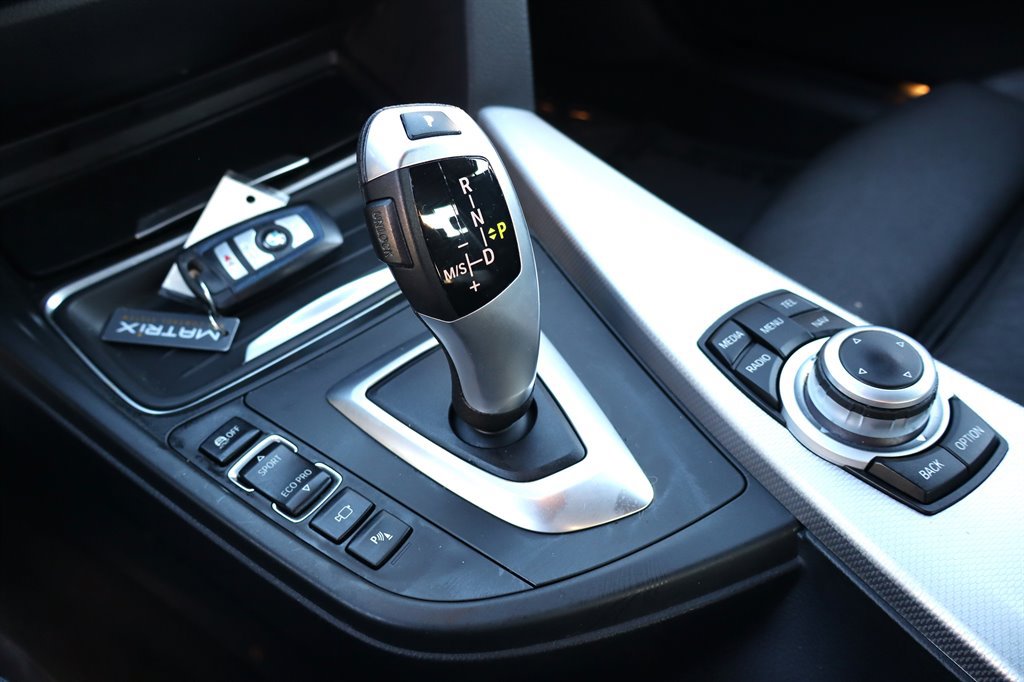 Used 2013 BMW 335i xDrive Sedan AWD/4WD image 31