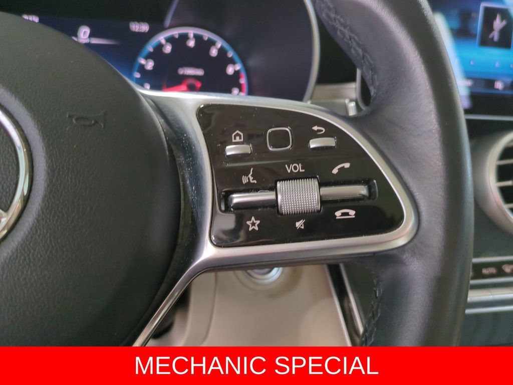 Used 2020 Mercedes-Benz GLC 300 w/ Parking Assistance Package image 23