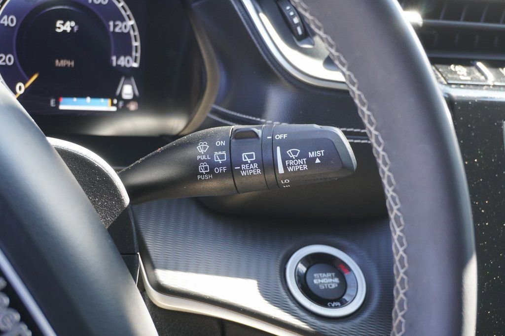 Used 2024 Jeep Grand Cherokee Laredo image 18