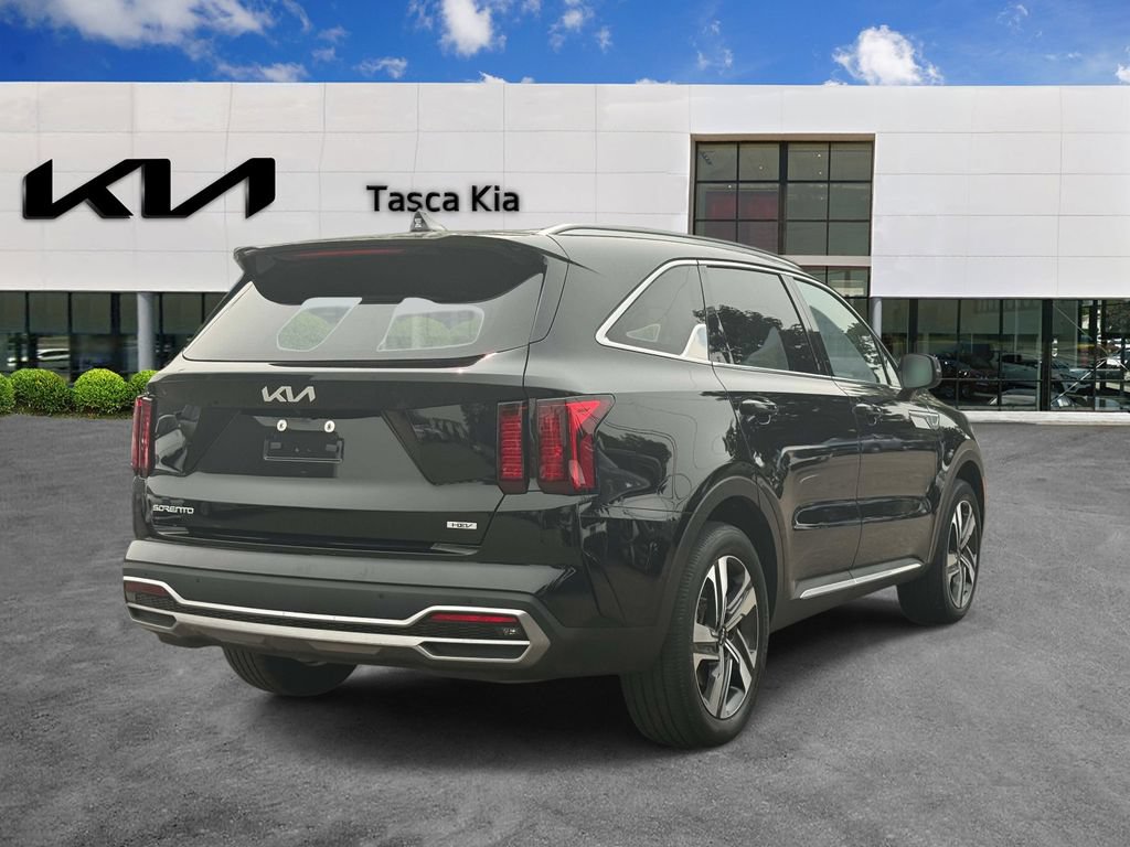 Used 2023 Kia Sorento EX AWD/4WD image 4
