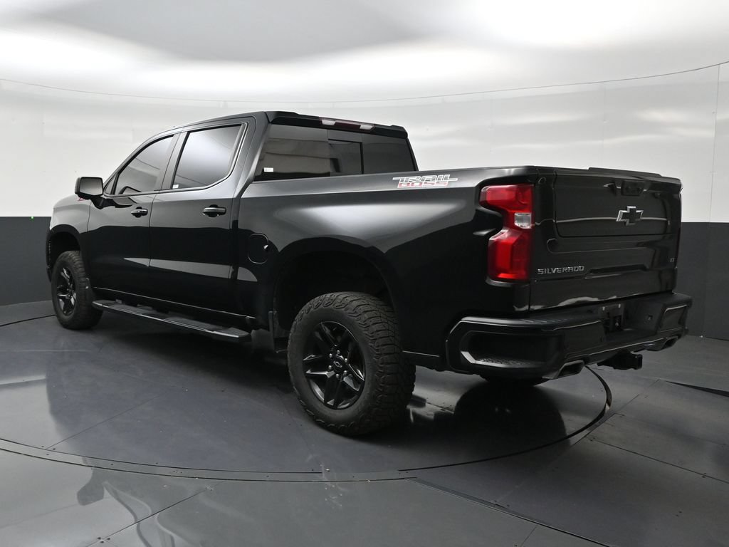 Used 2024 Chevrolet Silverado 1500 LT Trail Boss w/ Convenience Package II AWD/4WD image 3