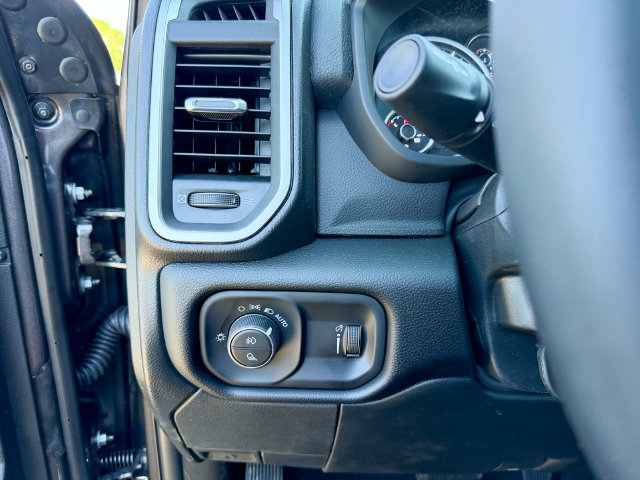New 2026 RAM 3500 Big Horn AWD/4WD image 21