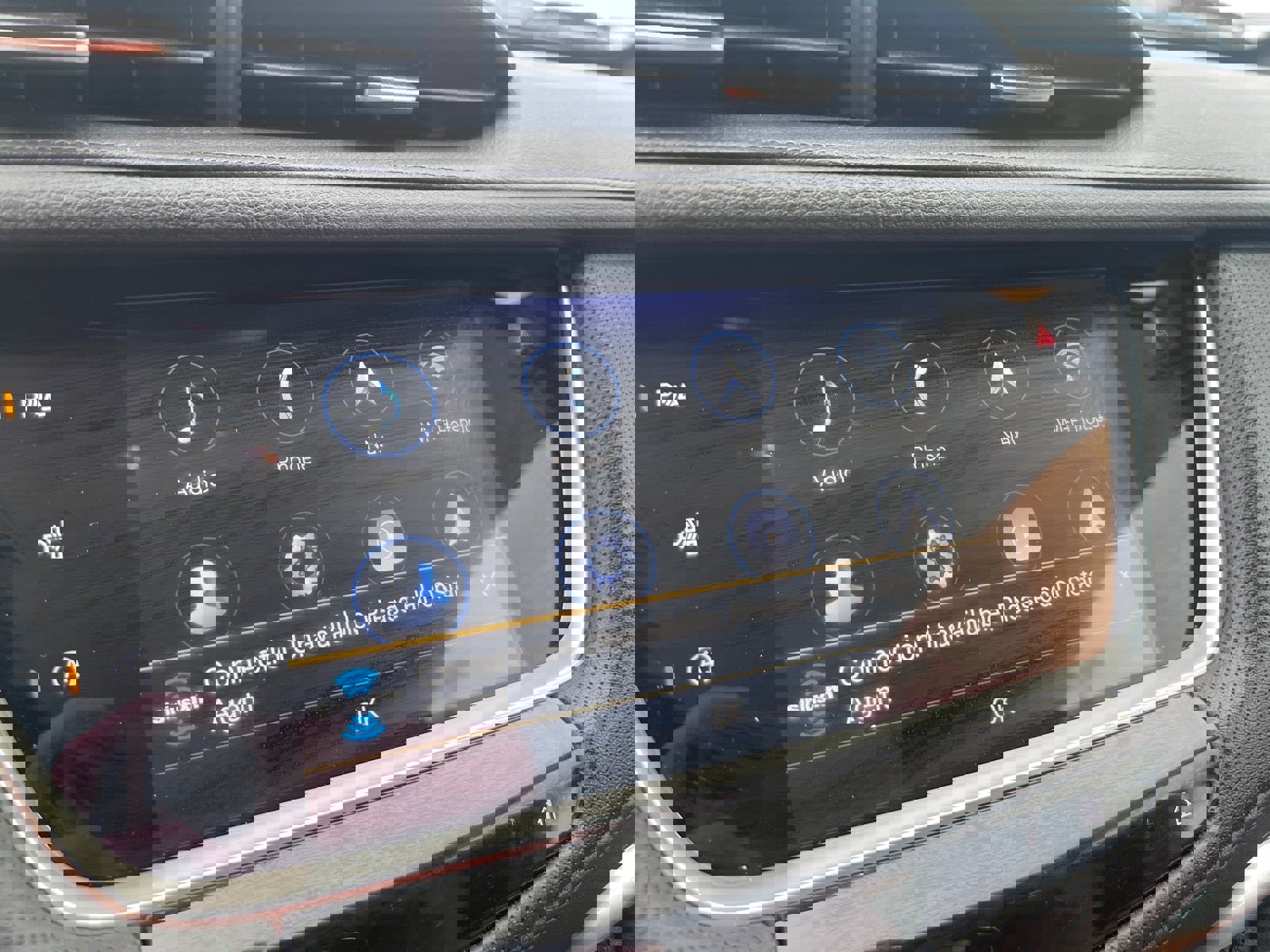 Used 2024 Cadillac XT5 Premium Luxury w/ Technology Package image 12