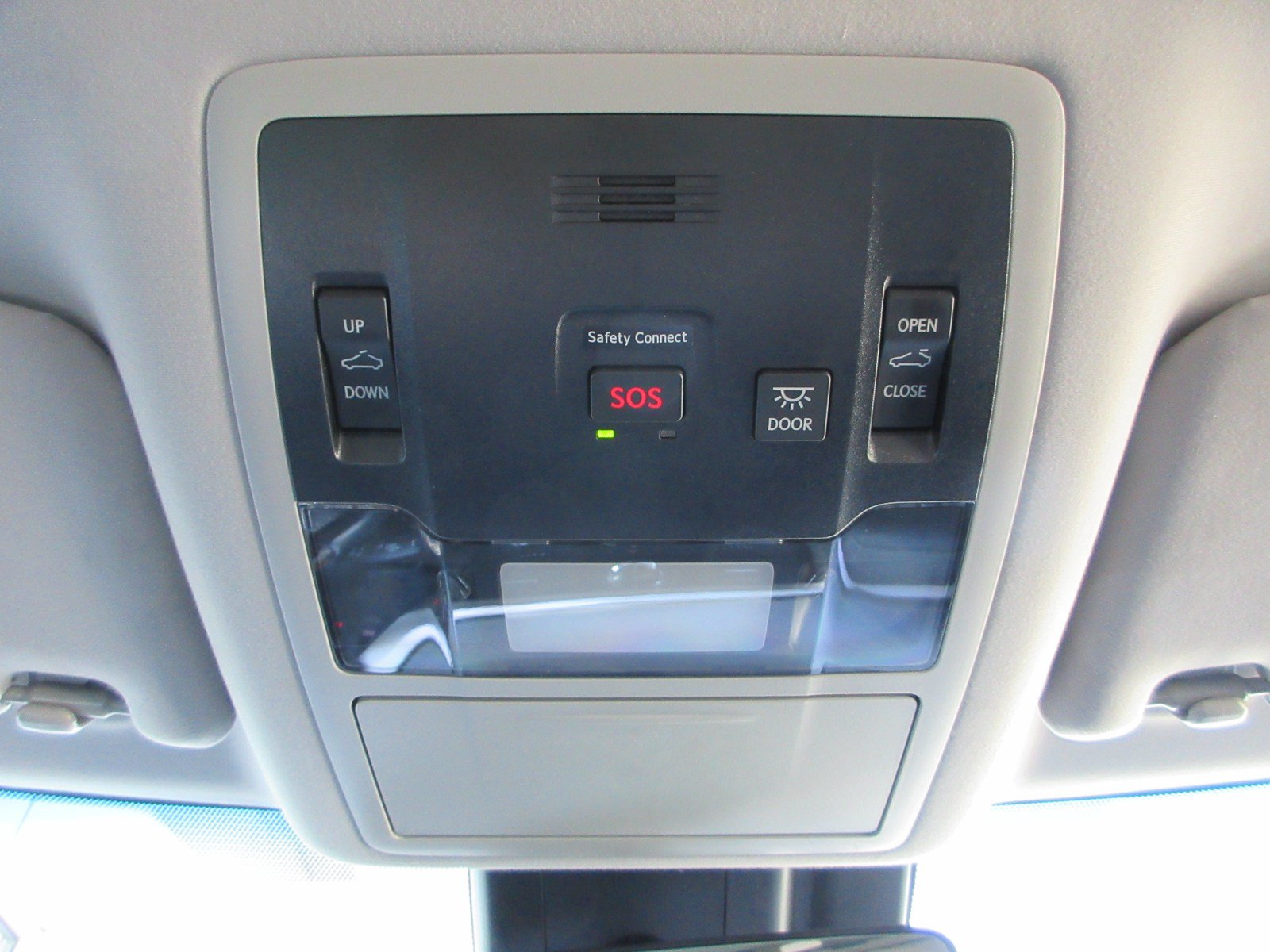 Used 2019 Lexus RX 450hL Premium w/ Premium Package AWD/4WD image 18