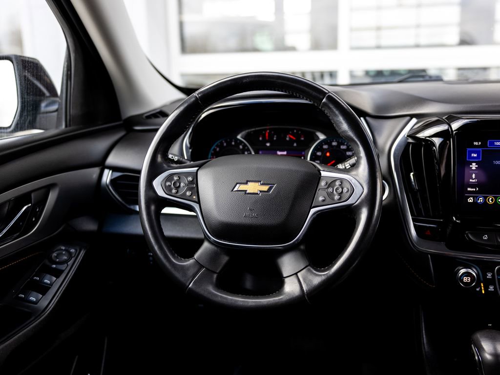 Used 2021 Chevrolet Traverse LT FWD image 11