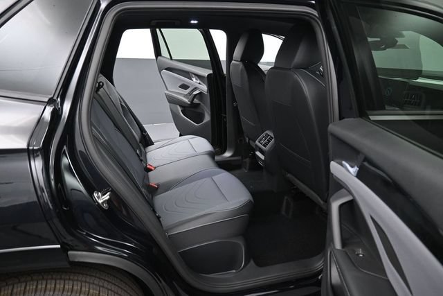 New 2026 Volkswagen Tiguan SE R-Line AWD/4WD image 13
