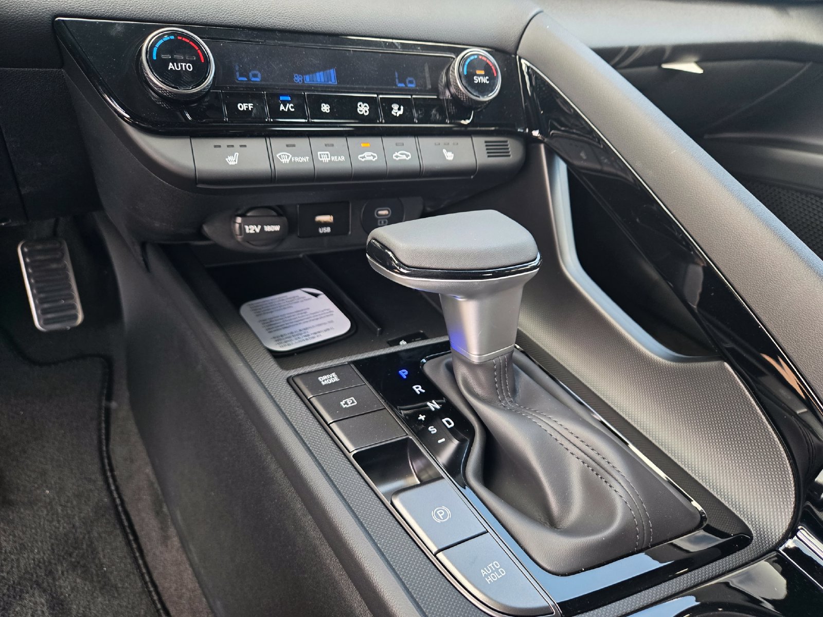 New 2026 Hyundai Elantra SEL Sport Premium FWD image 13