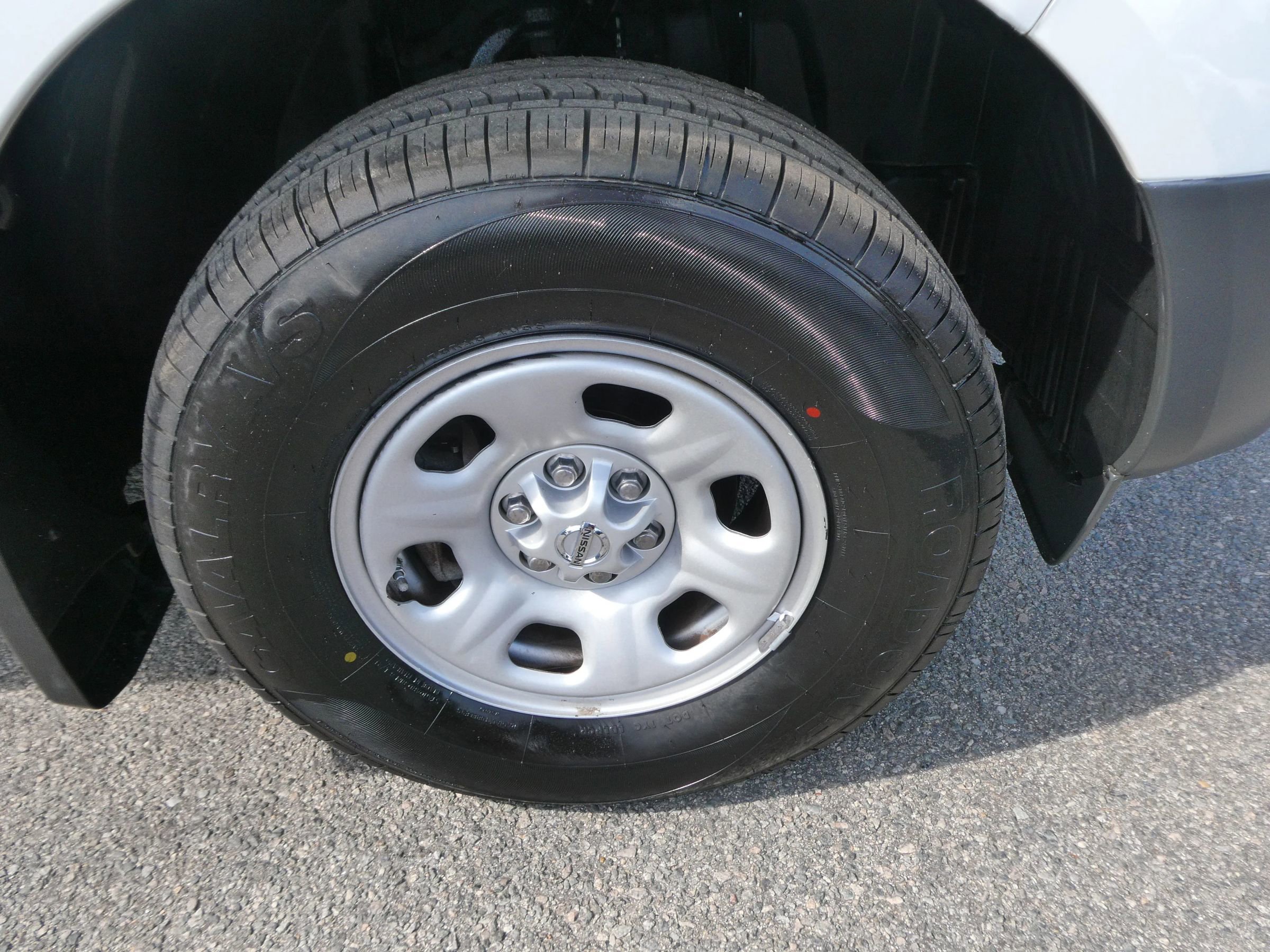 Used 2018 Nissan Frontier S RWD image 31