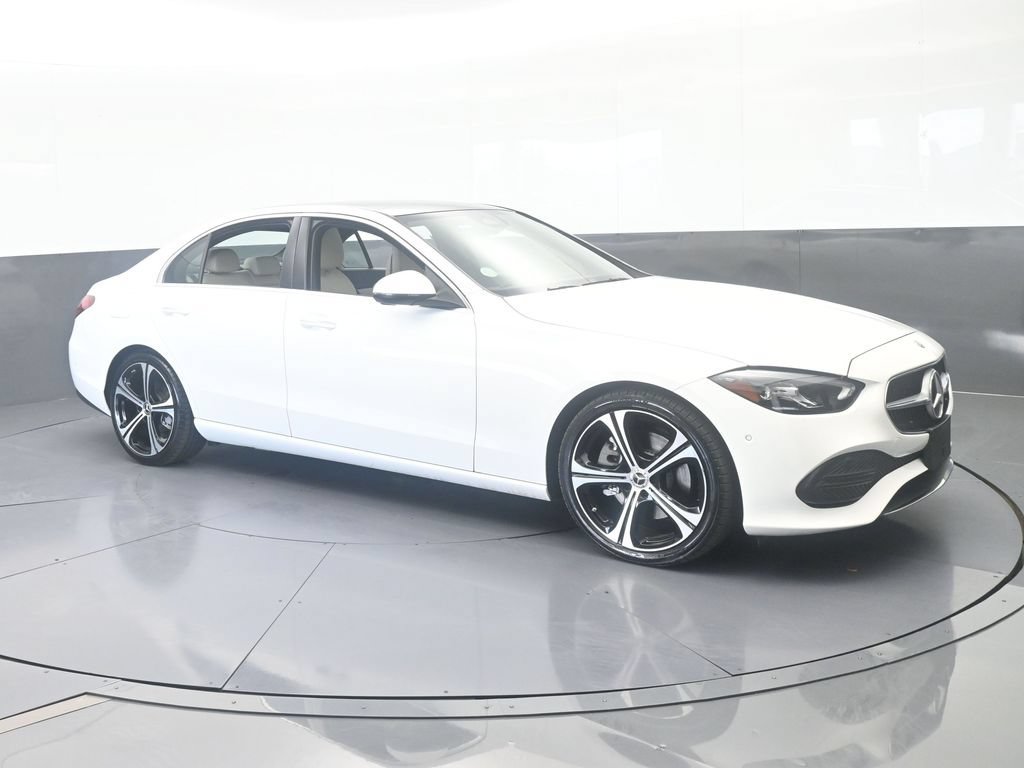 Used 2025 Mercedes-Benz C 300 Sedan image 8