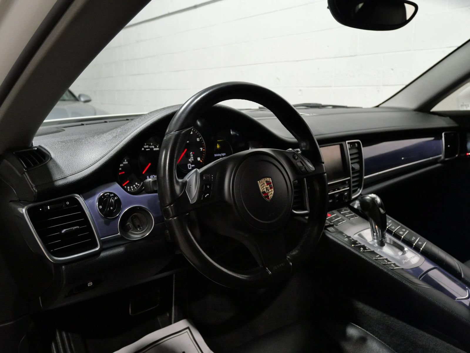 Used 2011 Porsche Panamera S RWD image 8