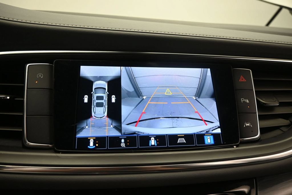 Used 2022 Buick Enclave Premium FWD image 28
