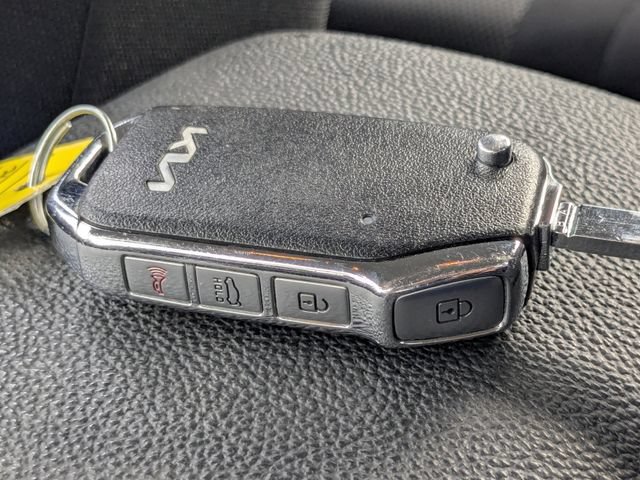 Certified 2022 Kia Forte Sedan FWD image 30