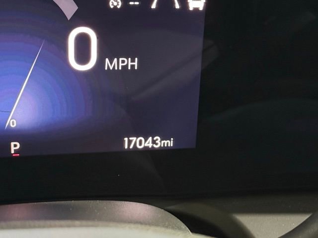 Used 2025 Buick Encore GX Preferred image 35