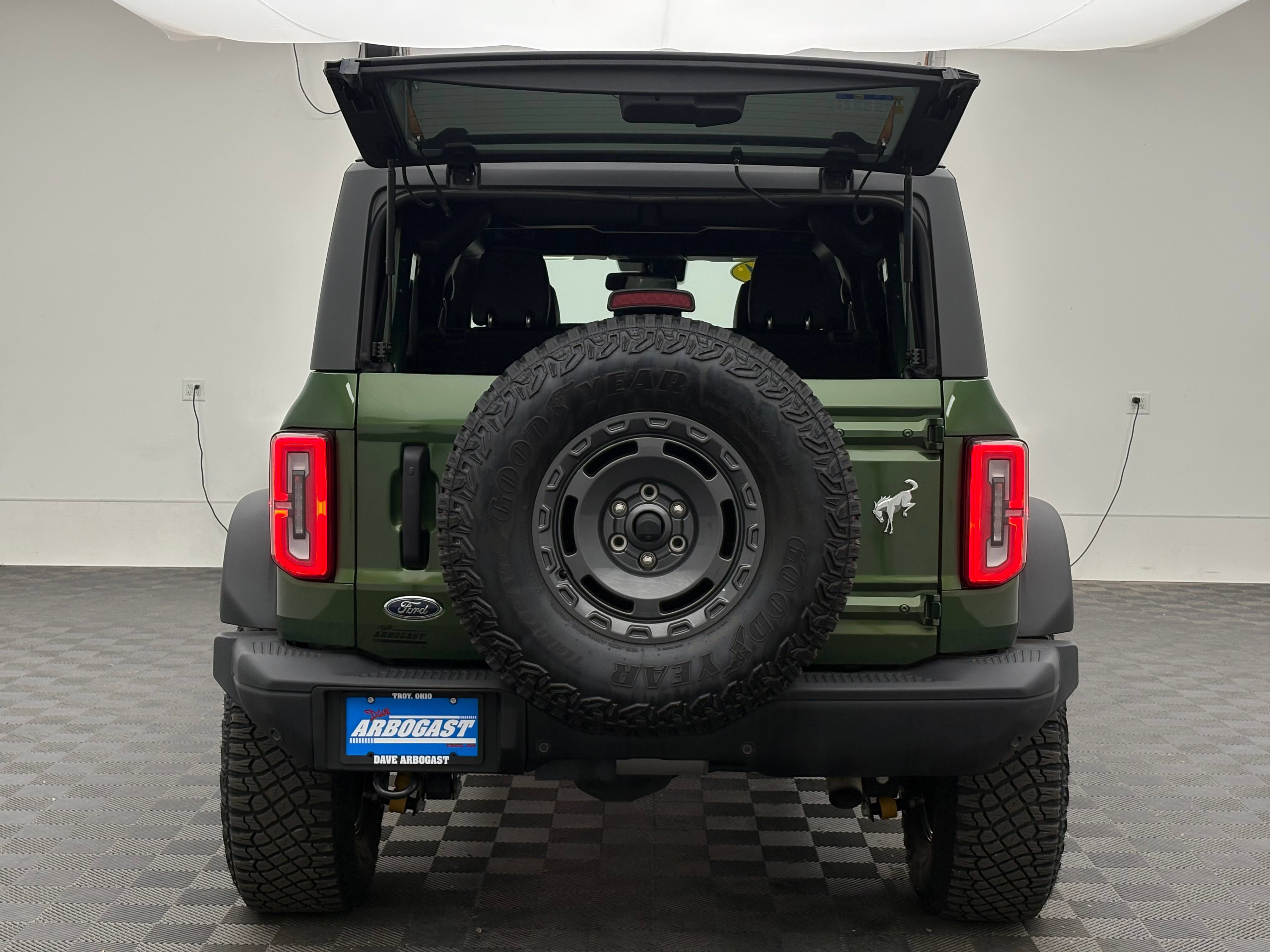 Used 2024 Ford Bronco Everglades AWD/4WD image 9
