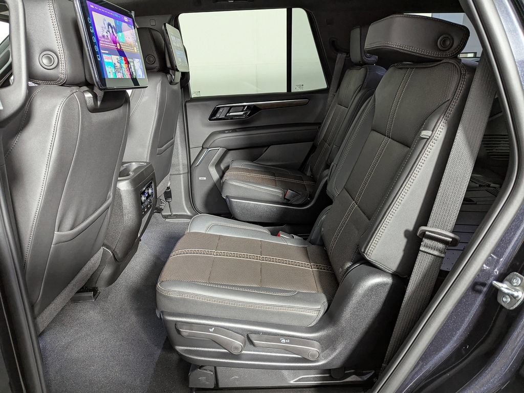 Used 2026 Chevrolet Tahoe High Country AWD/4WD image 52