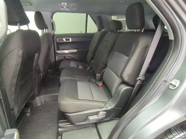 Used 2023 Ford Explorer XLT AWD/4WD image 26
